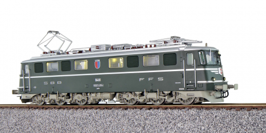 ESU 31531 - Locomotiva elettrica H0 AE6/6 11401 Ticino FFS verde scuro Ep III