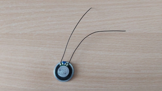 Speaker 23mm rond 2W 8Ohm bedraad zonder geluidscapsule