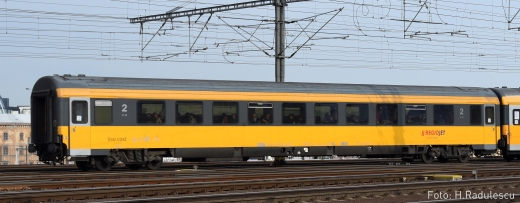 Hobbytrain H25504 - 2er Set Personenwagen Bpm, 2.Kl. (UIC Z1) Regiojet, Ep.VI