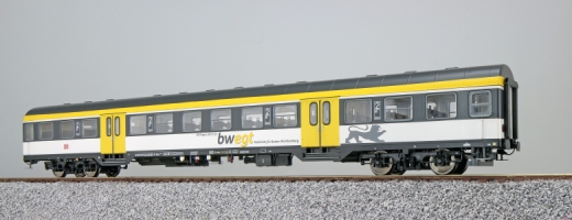 ESU 36511 - carrozza n, H0, Bnrz 450.3, 2a classe, DB Ep VI, grigio chiaro/giallo/grigio, DC