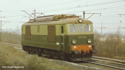 PIKO 51604 - Locomotora eléctrica ET21 PKP IV + DSS PluX22