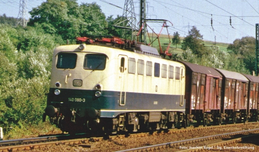 PIKO 51909 - Locomotive électrique 140 beige bleu DB IV + DSS PluX22