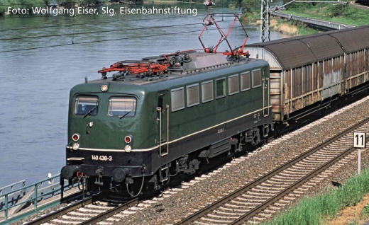 PIKO 51971 - Elektrische locomotief BR 140 Bayernbahn VI + DSS PluX22