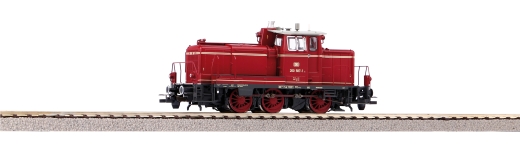 PIKO 55906 - XP-Diesellok BR 260 DB rot IV + DSS PluX22